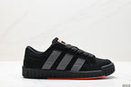 Men's black retro low-top sneakers - side view
