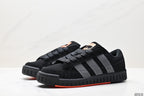 Men's black retro low-top sneakers - pair view